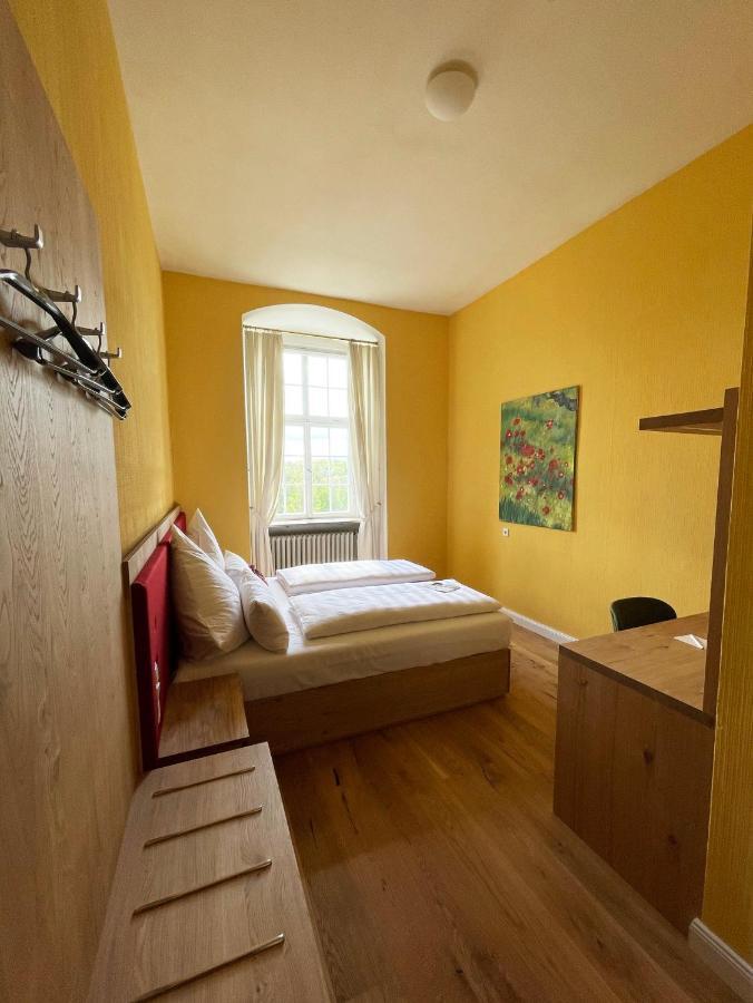Biohotel Schloss Kirchberg Kirchberg an der Jagst Экстерьер фото