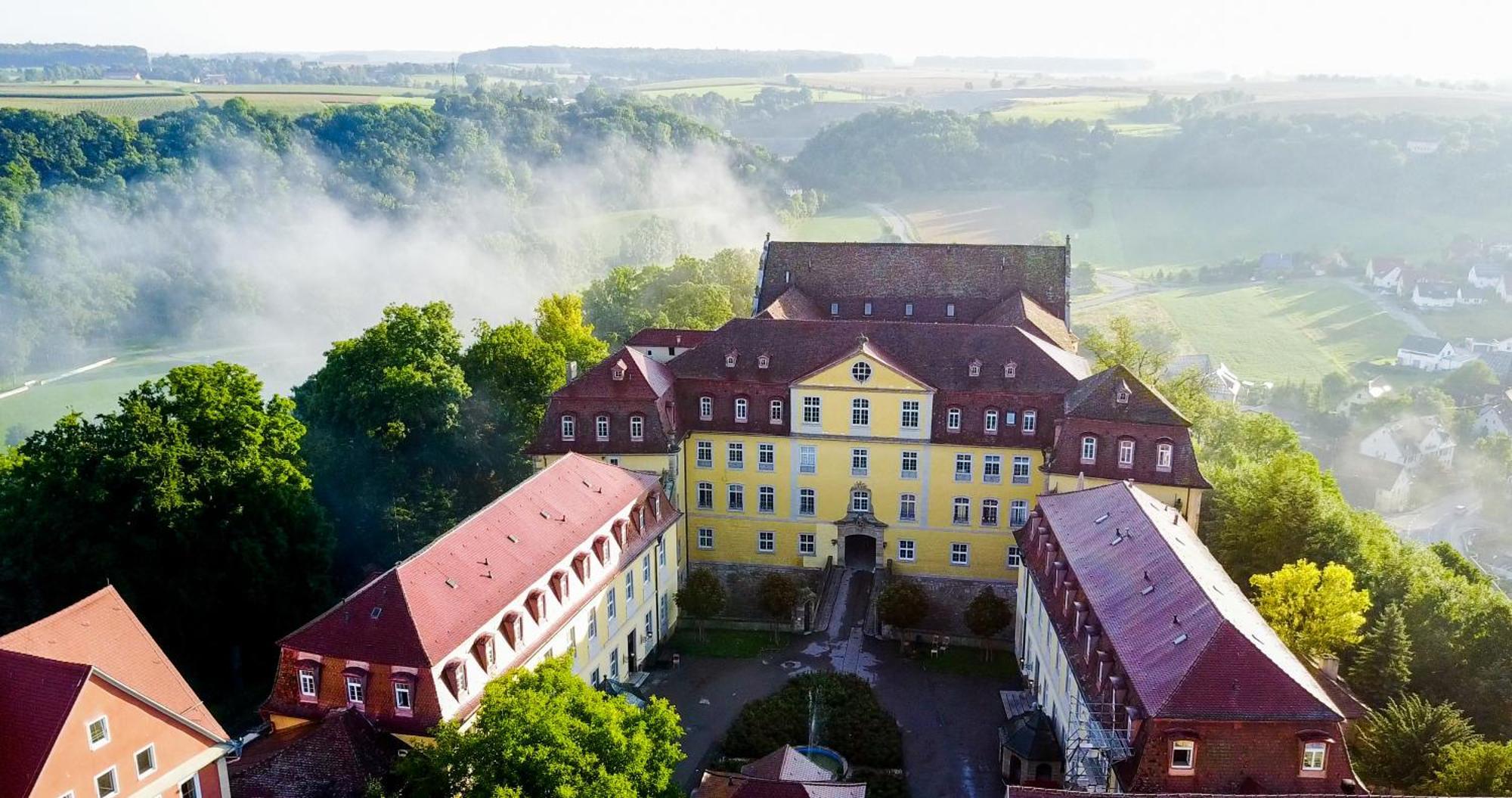 Biohotel Schloss Kirchberg Kirchberg an der Jagst Экстерьер фото